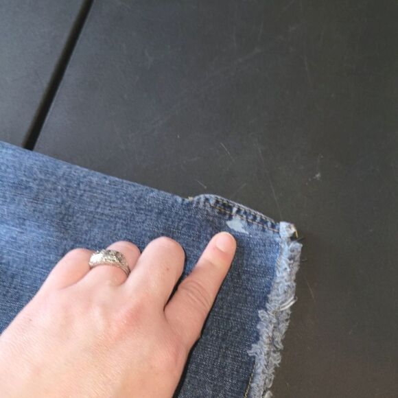 Torrid Cropped Skinny Raw Hem Jeans 16 - Picture 11 of 12